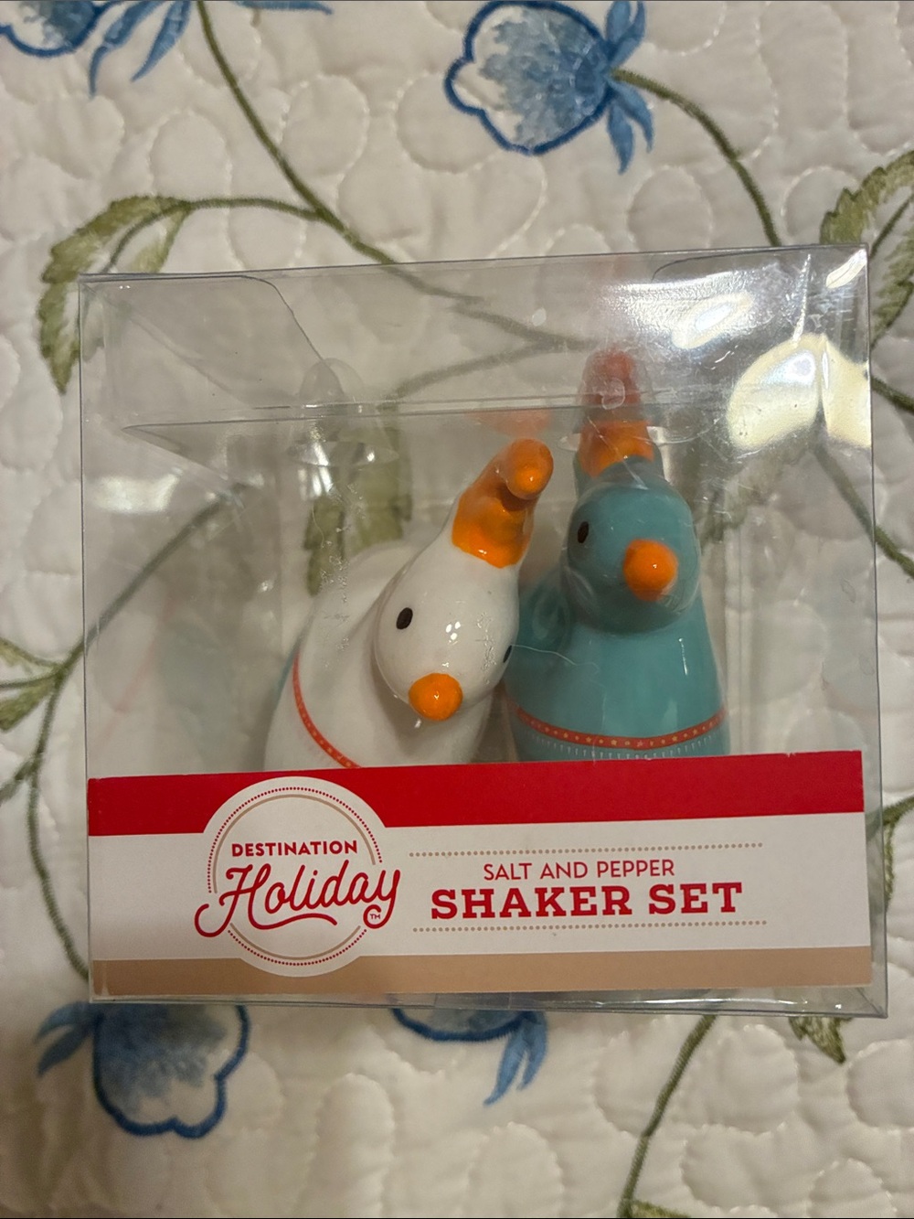 Salt and Pepper Shaker Set - White & Teal